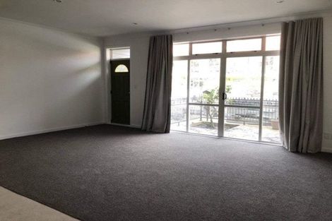 Photo of property in 4/44 Carlos Drive, Flat Bush, Auckland, 2016