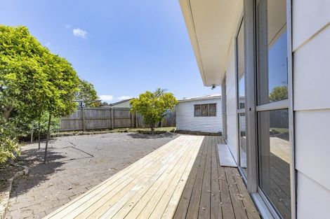 Photo of property in 101 Raglan Street, Mangere East, Auckland, 2024