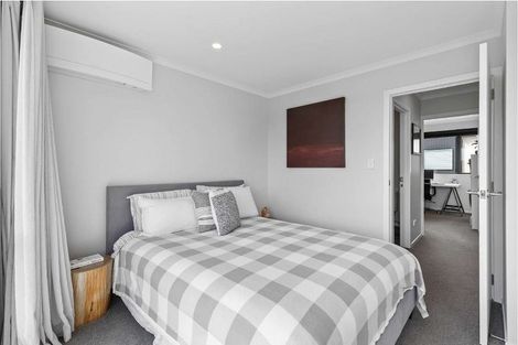 Photo of property in 36 Wharara Lane, Massey, Auckland, 0614