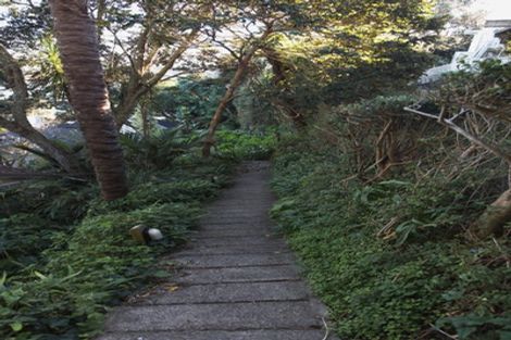 Photo of property in 112 Queen Street, Northcote Point, Auckland, 0627