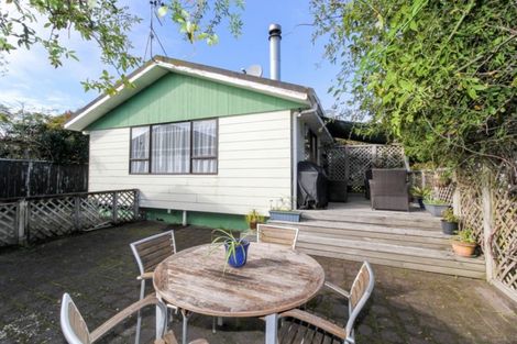 Photo of property in 42 Glamis Avenue, Bell Block, New Plymouth, 4312