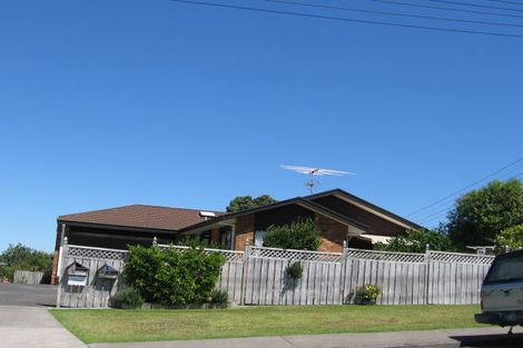 Photo of property in 1/8 Dallinghoe Crescent, Milford, Auckland, 0620