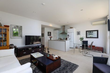 Photo of property in 2/39 Trafalgar Street, The Wood, Nelson, 7010