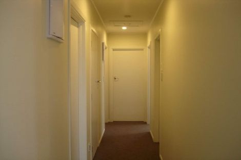 Photo of property in 18 Keats Place, Blockhouse Bay, Auckland, 0600
