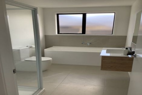 Photo of property in 117 Glenbervie Drive, Glenbervie, 0173