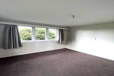 Photo of property in 60 Edmonton Road, Henderson, Auckland, 0612