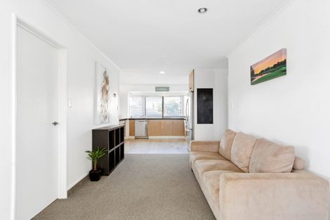 Photo of property in 4 Verbena Glen, Mount Maunganui, 3116