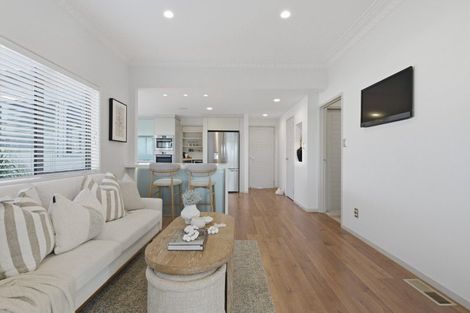 Photo of property in 19 Beach Road, Otumoetai, Tauranga, 3110