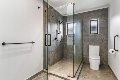 Photo of property in 115 Linton Crescent, Whangamata, 3620