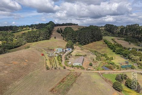 Photo of property in 231 Taiapa Road, Muriwai, Waimauku, 0881