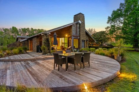 Photo of property in 42 Dysart Lane, Kumeu, 0891