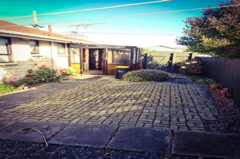 Photo of property in 27 Royal Crescent, Saint Kilda, Dunedin, 9012