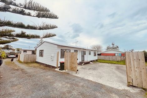 Photo of property in 1/44 Shifnal Drive, Randwick Park, Auckland, 2105