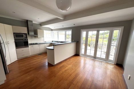 Photo of property in 90 Nottingham Street, Karori, Wellington, 6012