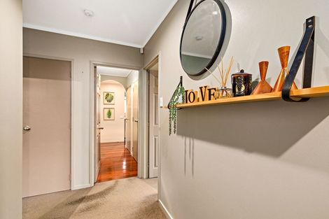 Photo of property in 14 Bellringer Road, Massey, Auckland, 0614