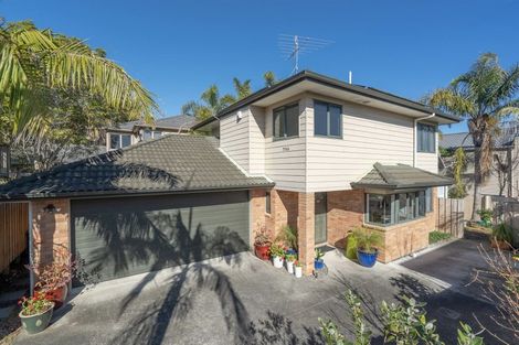 Photo of property in 774a East Coast Road, Oteha, Auckland, 0630