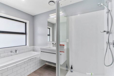 Photo of property in 41 Ken Douglas Drive, Aotea, Porirua, 5024