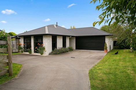 Photo of property in 48b Hamilton Road, Cambridge, 3434