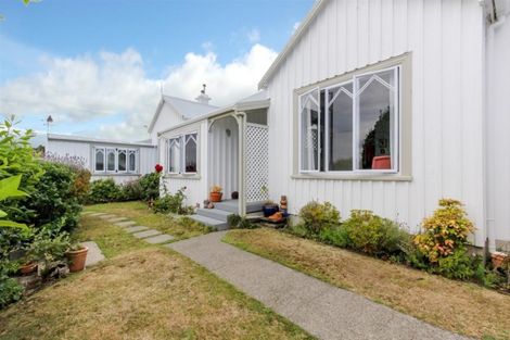Photo of property in 85 Gover Street, New Plymouth, 4310