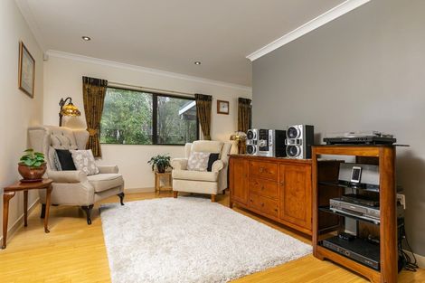 Photo of property in 30e Schnapper Rock Road, Schnapper Rock, Auckland, 0632