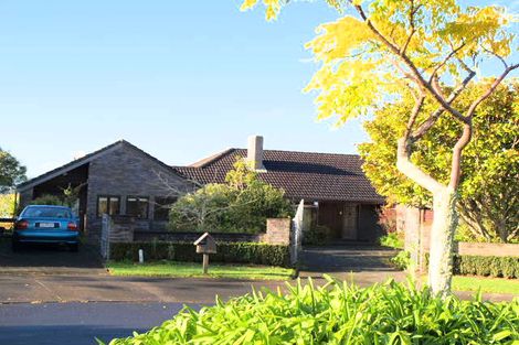 Photo of property in 19 Stevenson Way, Cockle Bay, Auckland, 2014