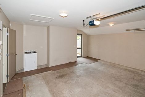 Photo of property in 6 Dunsford Close, Halswell, Christchurch, 8025