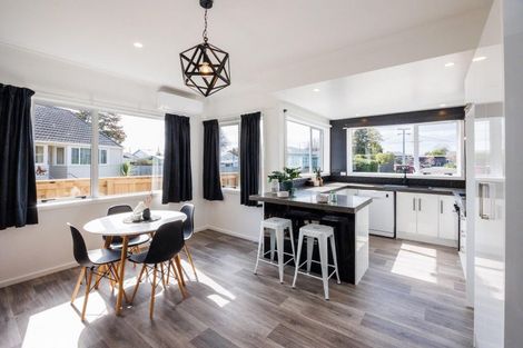 Photo of property in 4a Fair Crescent, Feilding, 4702