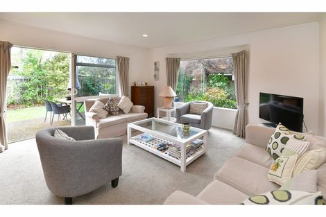 Photo of property in 8 Chalmers Close, Orewa, 0931