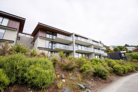 Photo of property in La Residence Du Lac, 26/527 Frankton Road, Queenstown, 9300
