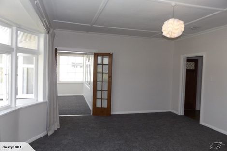 Photo of property in 14 Queens Drive, Kilbirnie, Wellington, 6022