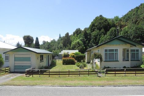 Photo of property in 10 Broadway, Reefton, 7830