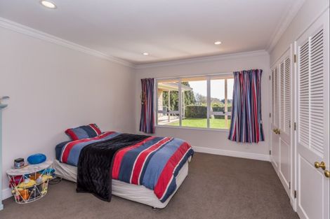 Photo of property in 72 Fairfield Road, Levin, 5510
