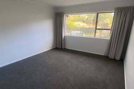 Photo of property in 2/31 Sandiacre Way, Browns Bay, Auckland, 0630