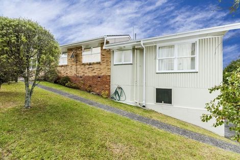 Photo of property in 73 Lynden Avenue, Hillcrest, Auckland, 0627