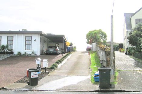 Photo of property in 24 Amorino Drive, Red Beach, 0932