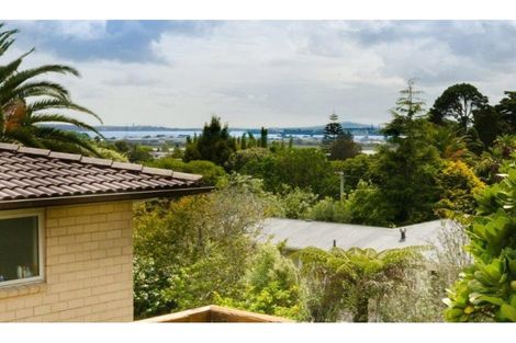 Photo of property in 17a Te Atatu Road, Te Atatu South, Auckland, 0610