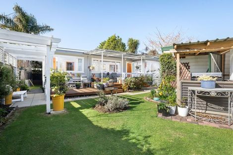 Photo of property in 16g Church Street, Katikati, 3129