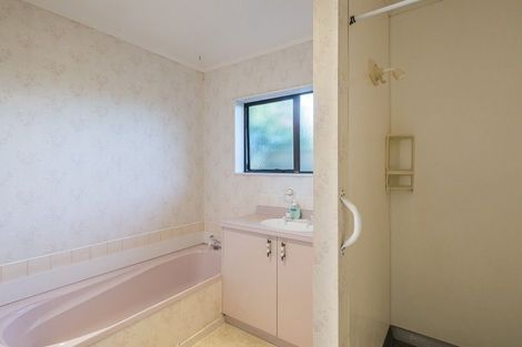 Photo of property in 46 Bluegum Road, Paraparaumu Beach, Paraparaumu, 5032