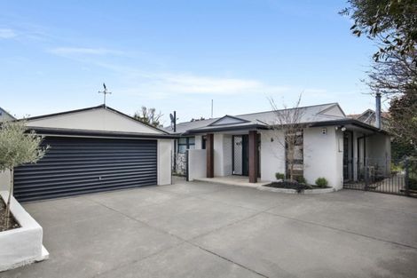 Photo of property in 17 Mcdougall Avenue, St Albans, Christchurch, 8014
