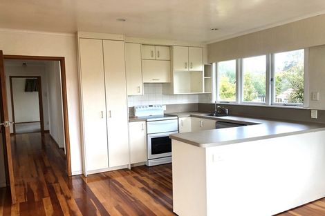 Photo of property in 474 East Coast Road, Windsor Park, Auckland, 0630