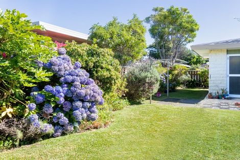 Photo of property in 86 Belvedere Avenue, Waikanae, 5036