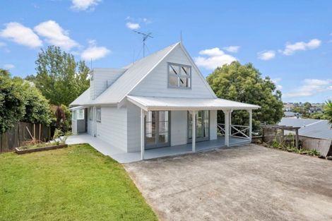Photo of property in 77 Langana Avenue, Browns Bay, Auckland, 0630