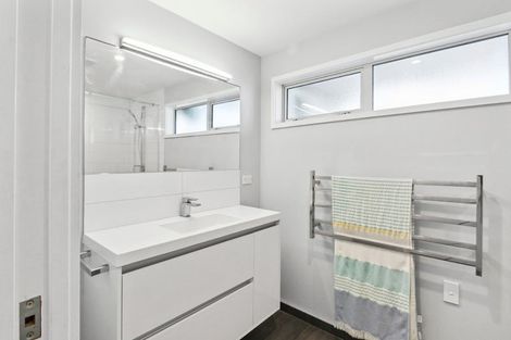 Photo of property in 161 Karewa Parade, Papamoa Beach, Papamoa, 3118