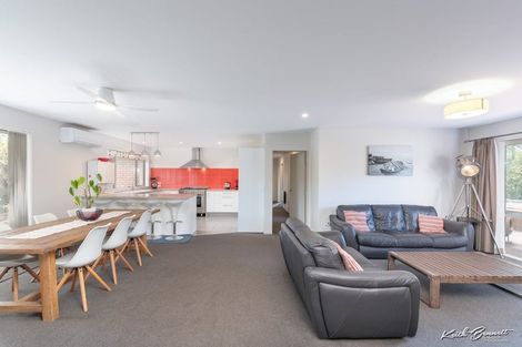 Photo of property in 63 Mount Marua Way, Timberlea, Upper Hutt, 5018