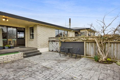 Photo of property in 20 Chartwell Drive, Eltham, 4322