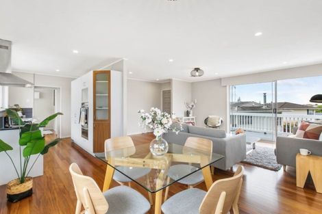 Photo of property in 34 Felgrove Street, Glendene, Auckland, 0602