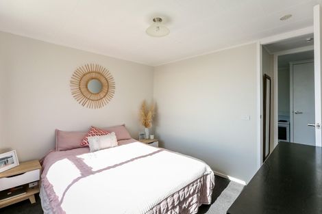 Photo of property in 55 Sunnyvale Street, Bell Block, New Plymouth, 4312