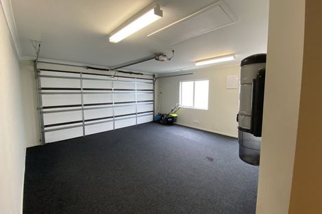 Photo of property in 2 Fennell Crescent, Silverdale, 0932