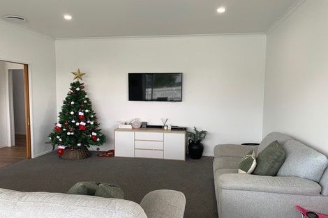 Photo of property in 13 Burns Street, Westown, New Plymouth, 4310