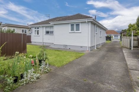 Photo of property in 12 Clark Street, Levin, 5510